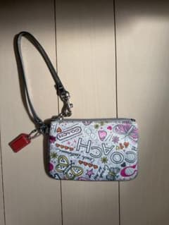 COACH ポーチ リストレット グラフィティ柄のサムネイル