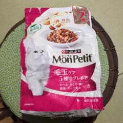 モンプチ 毛玉ケア 5種のブレンド キャットフード　2kgのサムネイル