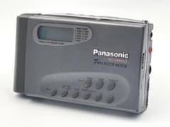 ジャンク Panasonic RQ-S75F ポータブルラジオカセットレコーダー