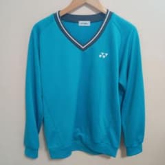 YONEX ターコイズ Vネック Mサイズ ウェアのサムネイル