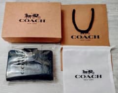 新品 COACH コーチ 二つ折り財布 ブラック キルティング CM241 - メルカリ