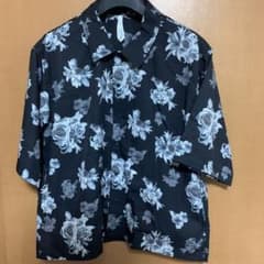 花柄シャツ　総柄　半袖　韓国　グク　テテのサムネイル