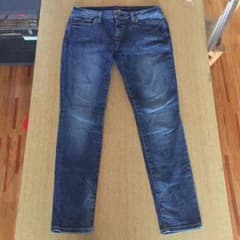 TOMMY HILFIGERのサムネイル