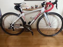 GIANT DEFY ADVANCED カーボン　ULTEGRA DI2 10速のサムネイル