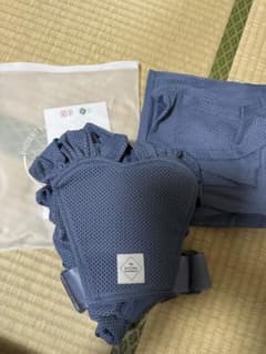 スモルビ 抱っこ紐のサムネイル