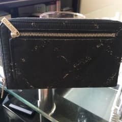 ♪旧シャネル財布♪31日迄に購入でお値下げします♪のサムネイル
