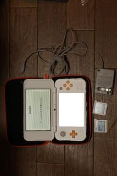 Nintendo 2DSLLのサムネイル