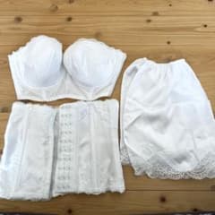 ブライダルインナー　ブラジャー F75 コルセット 70 ペチコートLのサムネイル