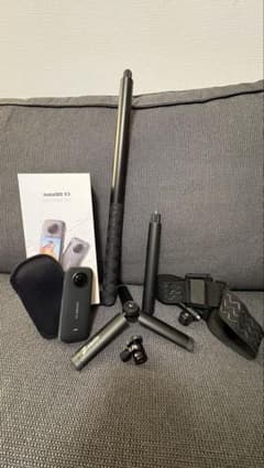 インスタ360 X3 本体＋付属品のサムネイル