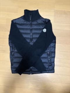 ⭐️MONCLER⭐️値下げ可⭐️ ブラック ダウンニット　Sサイズのサムネイル