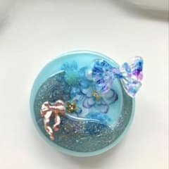 再販△】レジン ヘアゴム 黒猫モチーフとリボン ミントグリーン◡̈