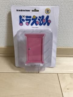 ドラえもん フィギュア どこでもドアのサムネイル