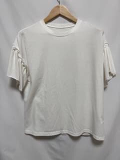 FRIFUL　フリル袖Tシャツ　ホワイト　Mサイズのサムネイル