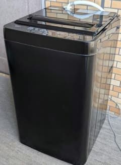 ☆2024年製 黒がシブいっ ヤマダ電機 5.5kg全自動洗濯機【RORO】美品 