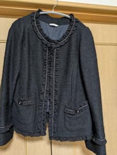 ローズティアラ　フリル付きノーカラージャケット 46 黒のサムネイル