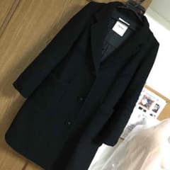 Lily Brounブラックコートのサムネイル