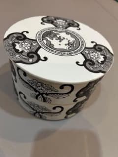r*k様 ARITA PORCELAIN LAB 重箱 二段のサムネイル