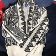 adidas  スリーストライプ　ロゴジャージのサムネイル