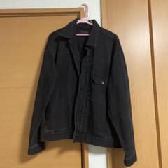 ユニクロ 1stモデル ブラックデニムジャケットのサムネイル