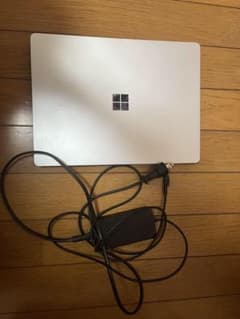 Microsoft パソコン12.4型　laptop go i5のサムネイル