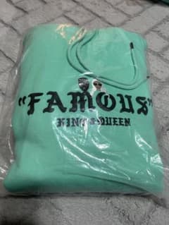 World wide famous パーカーのサムネイル