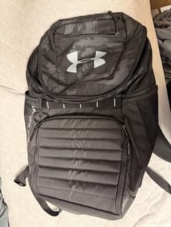 UNDER ARMOUR バックパック リュックのサムネイル