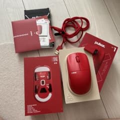pulsar X2 V2mini レッド マウス 本体のサムネイル