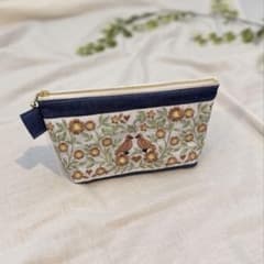 インド刺繍リボン　化粧ポーチ　トラベルポーチ　マチ付きのサムネイル