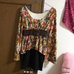 VANITY FACE   花柄ワンピのサムネイル