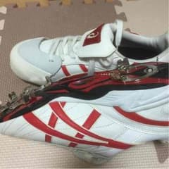 野球のスパイクのサムネイル