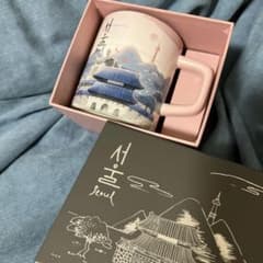 韓国のスタバ限定のマグカップのサムネイル