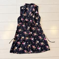 FOREVER 21 花柄 ノースリーブ ミニワンピースのサムネイル
