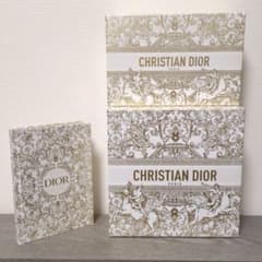 Dior ギフトボックス、ノベルティのセットのサムネイル