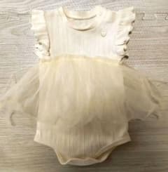 1回着用☆チュールつきロンパース エフオーインターナショナルのサムネイル