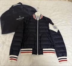 【SS様専用】MONCLER ライトダウンジャケット・GAMME BLEUのサムネイル