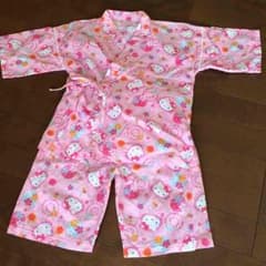 ☆値下げ☆ ハローキティ サイズ120のサムネイル