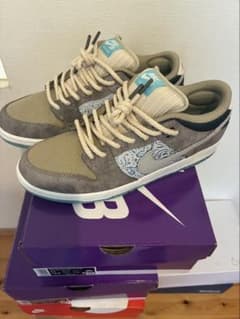 NIKE SB DUNK LOW PRO PRM 11のサムネイル