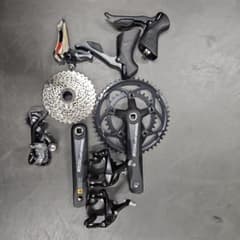 Shimano Claris 2x8速コンポーネントセット - メルカリ