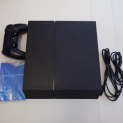 PlayStation 4 本体 黒 コントローラー付きのサムネイル