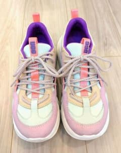 ほの。様専用　美品　UGG アグ　CalleLace カレレース　厚底スニーカーのサムネイル