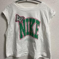 NIKE ショート丈　Ｓサイズ　Tシャツのサムネイル