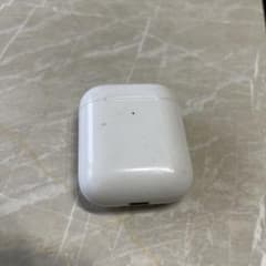 Apple AirPods エアーポッズ 第2世代 with Wireless…のサムネイル