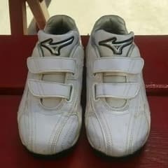 ミズノ トレシュー １９cmのサムネイル