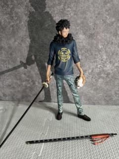 ワンピース トラファルガー・ロー フィギュアのサムネイル