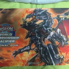 遊戯王 レッドアイズ プレイマット 公式のサムネイル