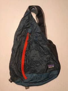 【hinopon様専用】patagoniaスリングボディバッグのサムネイル