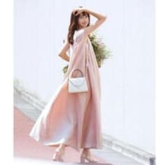 新品⭐️ebure エブール メタルシャイニーワンピース ピンクベージュ 