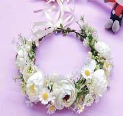 ホワイト花冠 別途リボンチャーム付き⭐︎のサムネイル