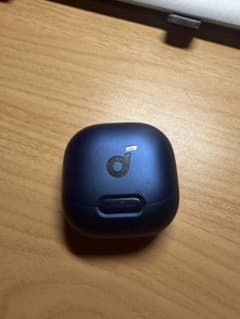Anker Soundcore イヤホンケース 本体のサムネイル