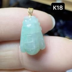 専用旧家蔵出　清国時代物　本物保証品　ヒスイ　翡翠 観音座龍　翡翠本物保証お守り 旧家蔵出 清国時代物 本物保証品 ヒスイ 翡翠 青龍 翡翠本物保証お守り